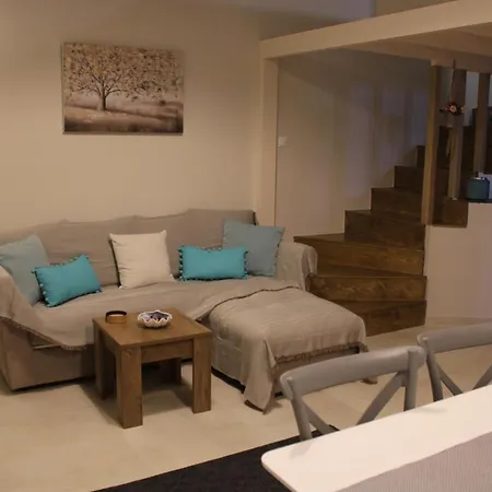 4 Seasons House Σπίτι διακοπών